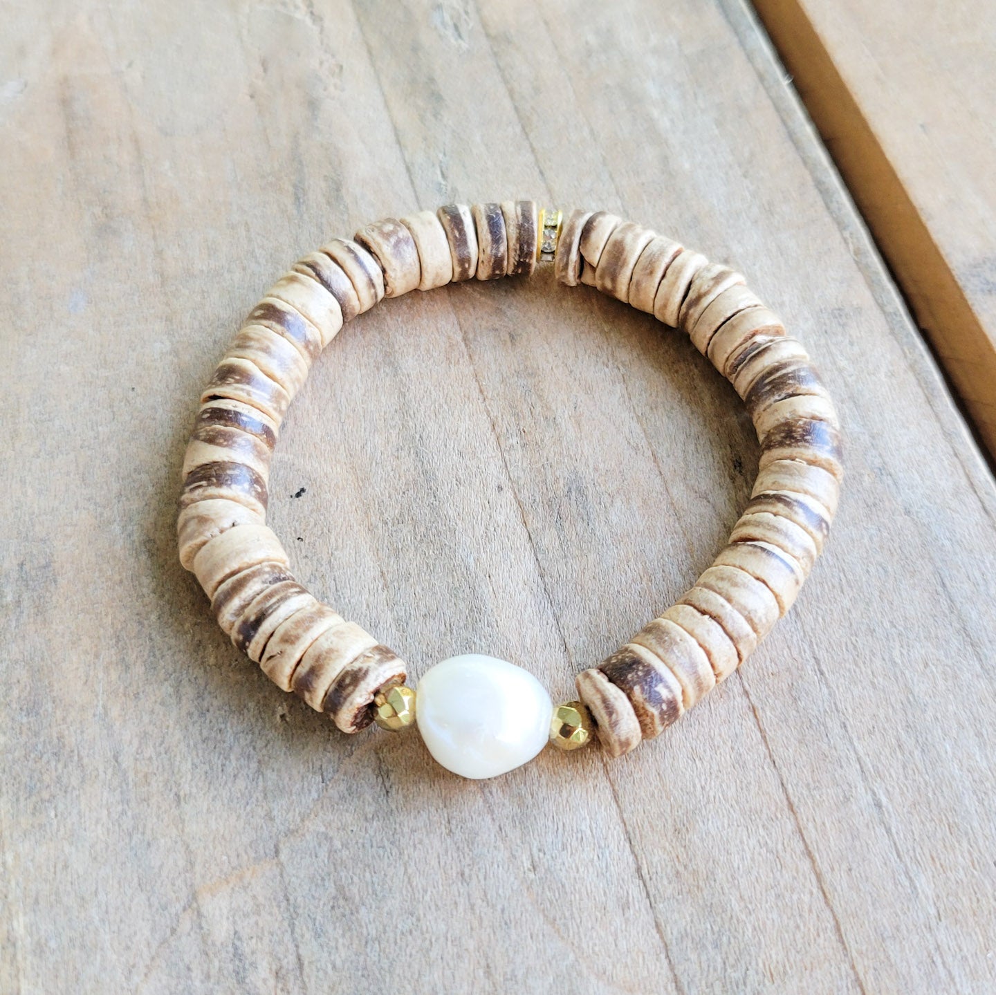 8mm coconut beads & freshwater pearl coastal collection stretch bracelet