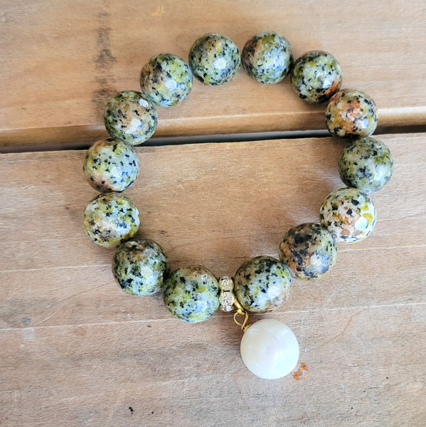 14mm kiwi jasper beads freshwater pearl dangle stretch bracelet