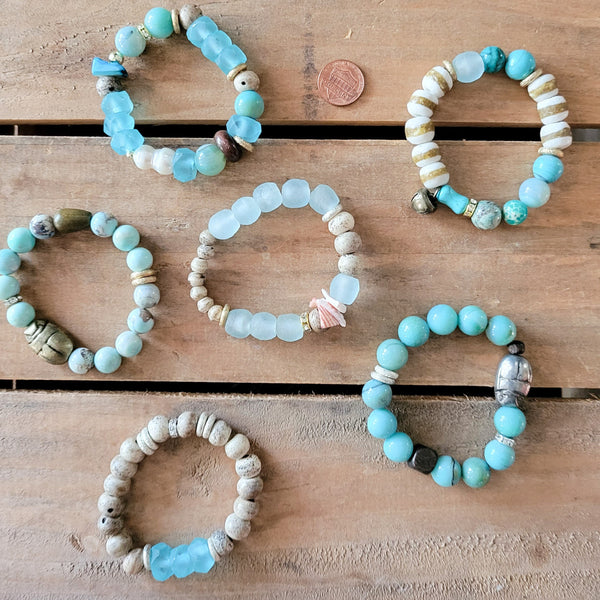 Mixed beads tealz Assortment of stretch bracelets