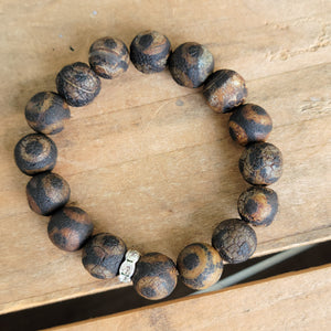 rough dk. brown 3rd eye agate 10mm beads stretch bracelet