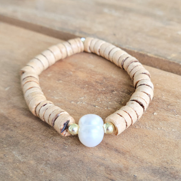 Tan Heishi beads freshwater pearl 14kt gold coated stretch bracelet