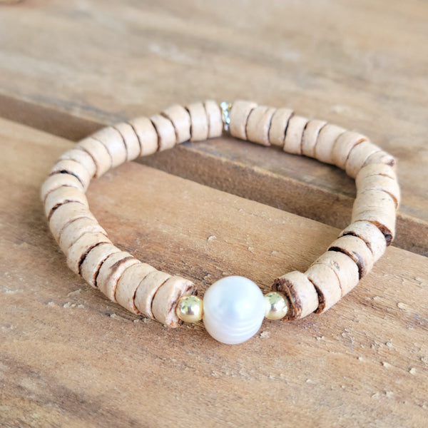 Tan Heishi beads freshwater pearl 14kt gold coated stretch bracelet