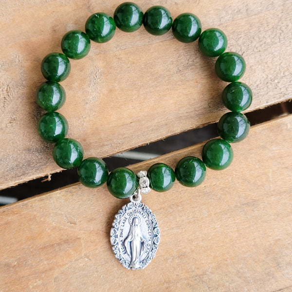 Green agate beads Miraculous Mary Medal stretch bracelet