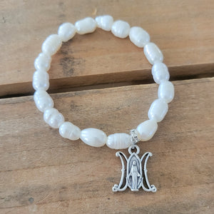 M shaped Miraculous Medal freshwater oval pearl beads stretch bracelet