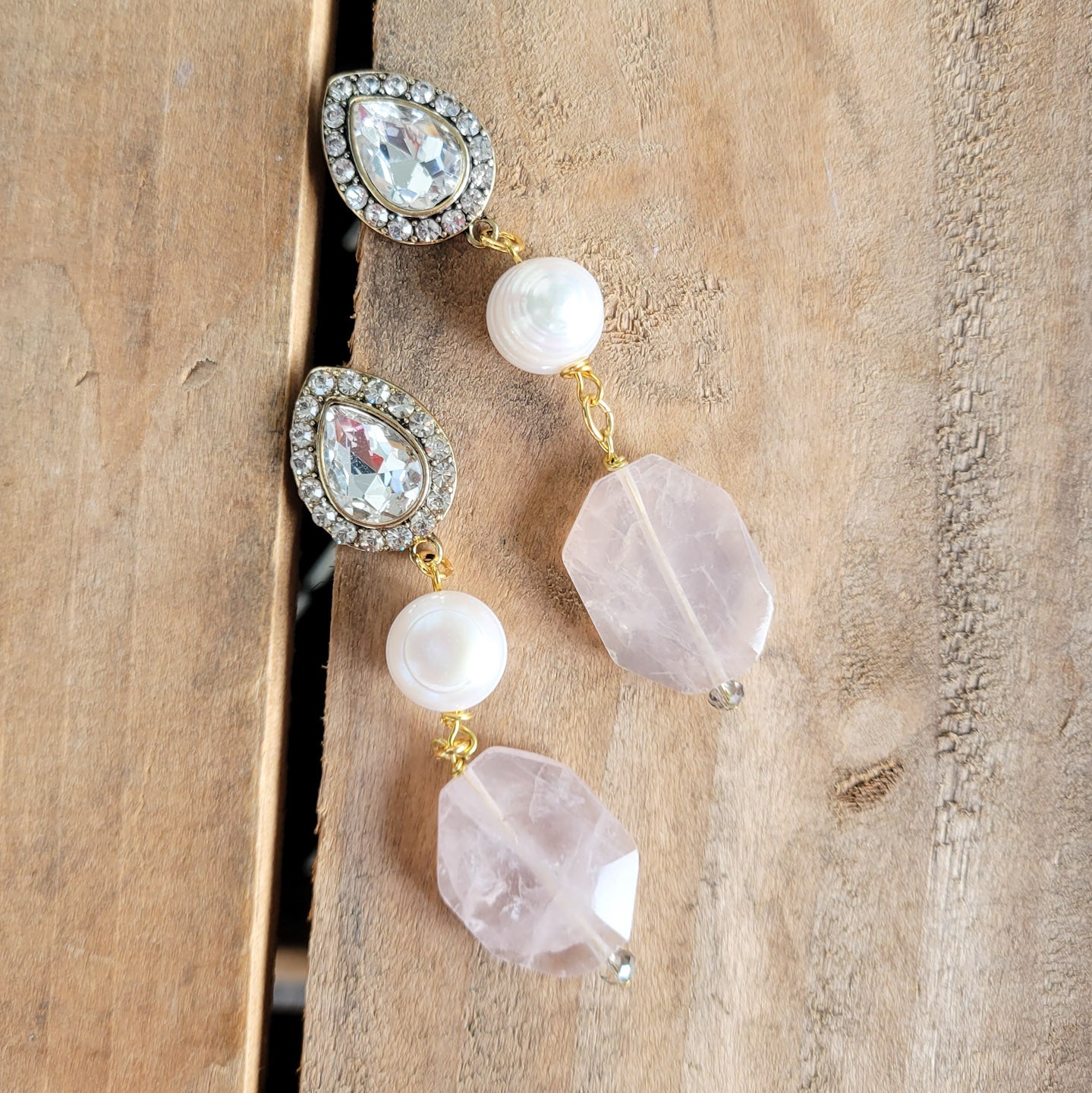 Rhinestone freshwater white round pearl and rose quartz earrings