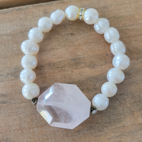 Rose quartz center vtg. rhinestones 12mm freshwater pearl beads stretch bracelet