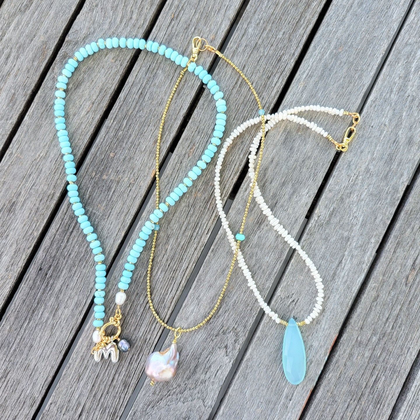 3 freshwater donned pearl + necklaces