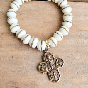 { 4 Way Cross }