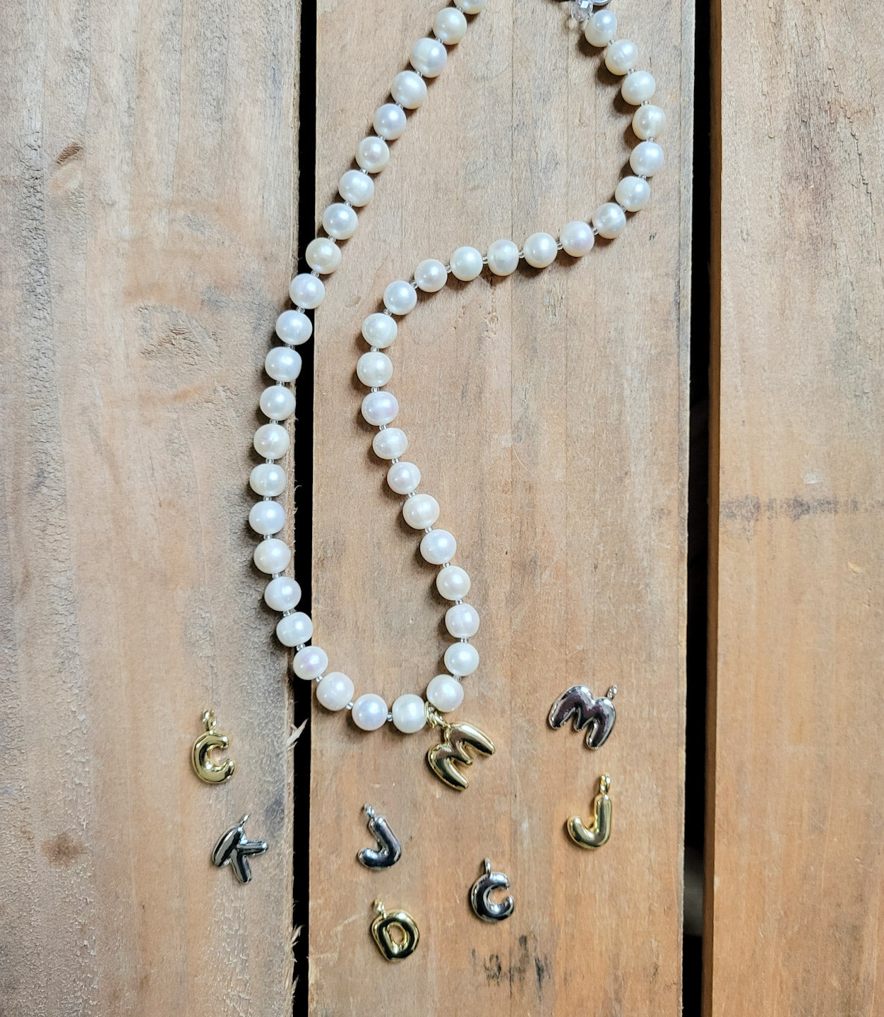 freshwater pearls necklace with puffy initial charms