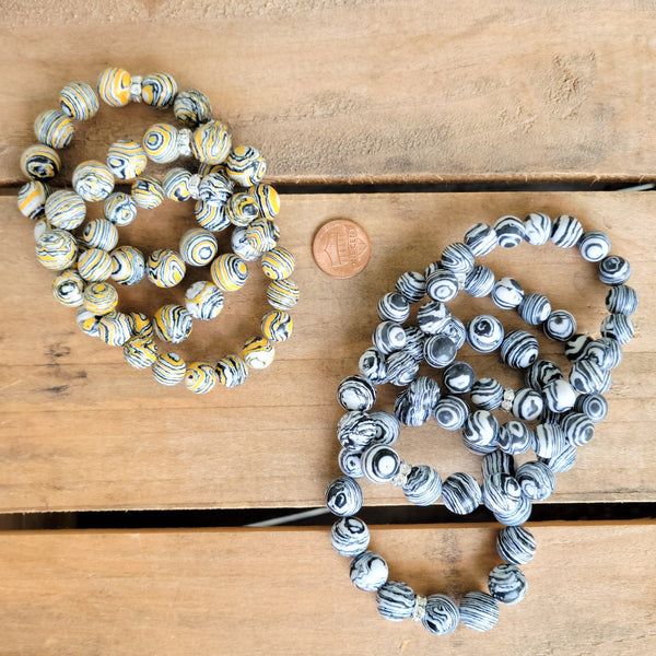 swirled black, white & yellow agate stretch bead bracelets