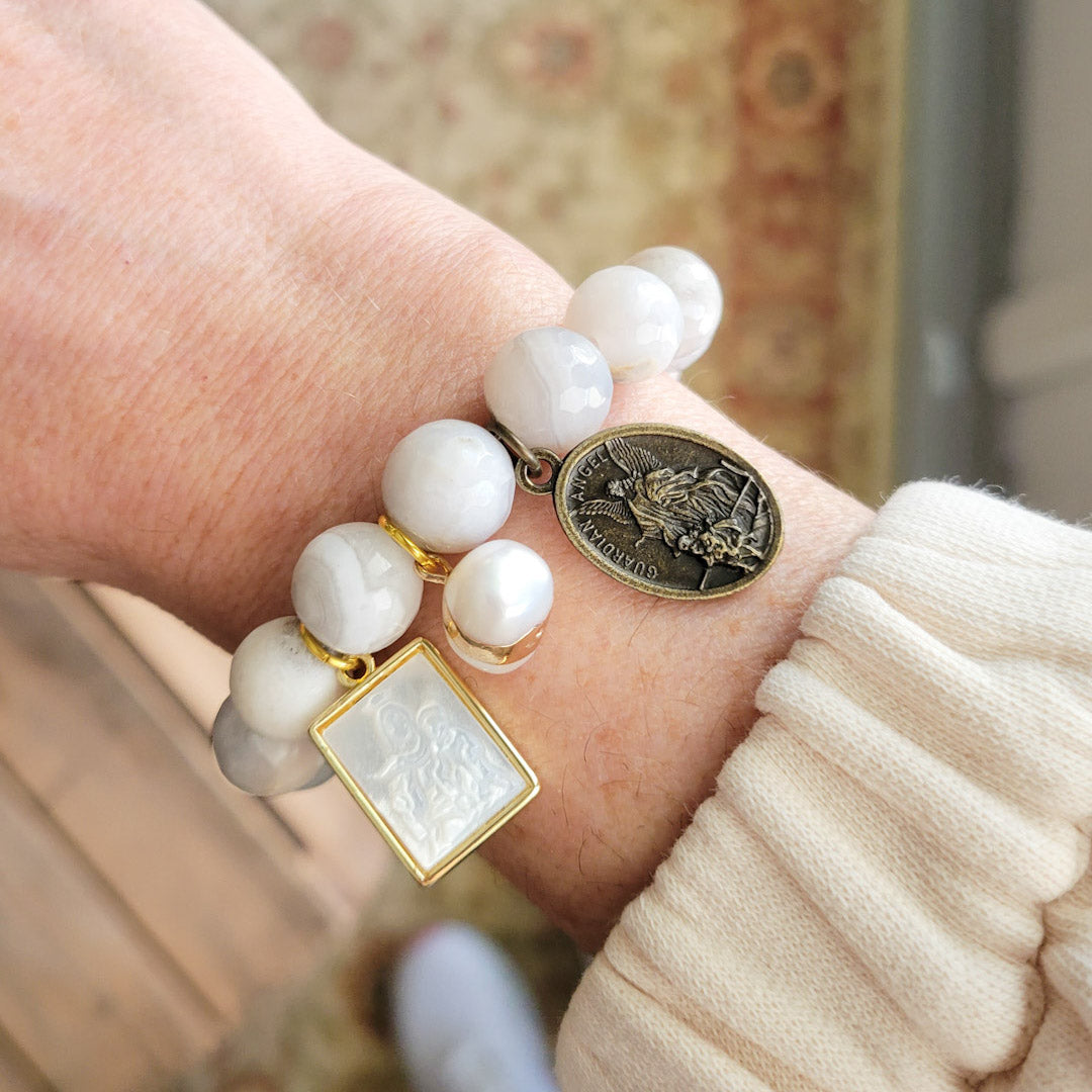 12mm lacey agate beads triple medals freshwater pearl stretch bracelets