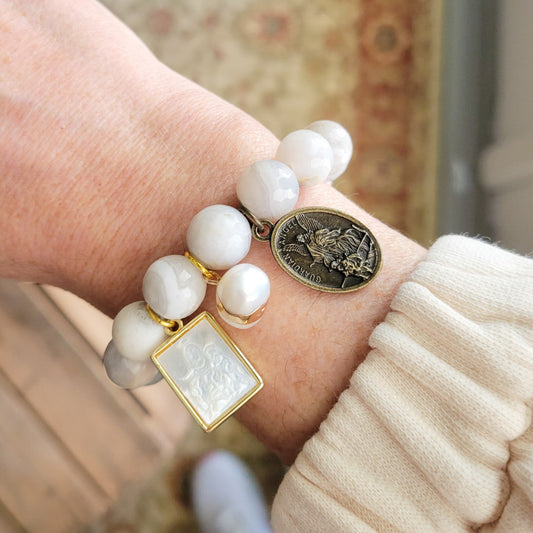 12mm lacey agate beads triple medals freshwater pearl stretch bracelets