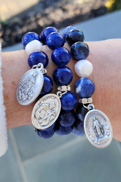 Blue agate freshwater pearl religious medal stretch bracelets