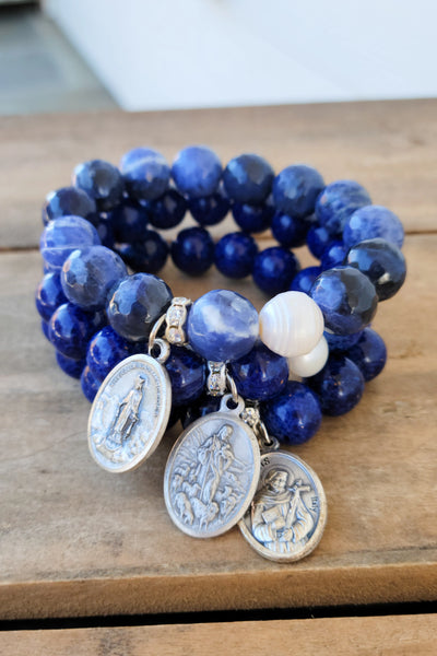 Blue agate freshwater pearl religious medal stretch bracelets