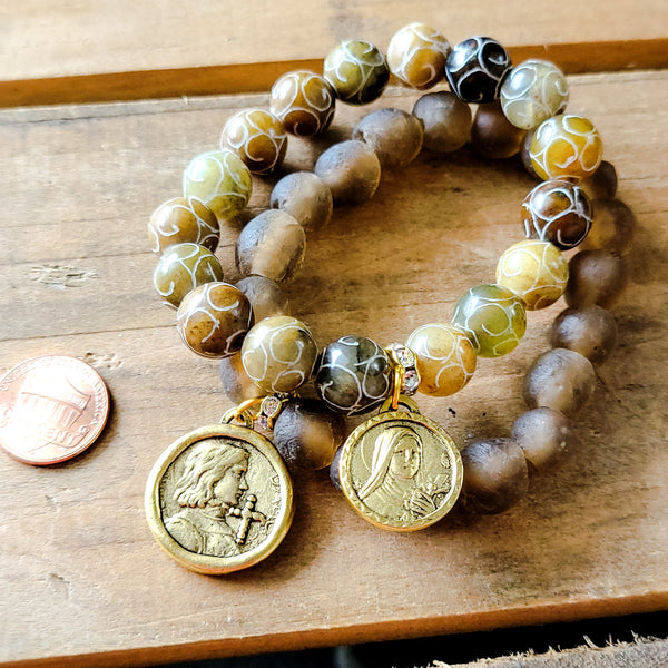 12mm swirled agate beads 1" round St. Theresa Little Flower medal bracelet