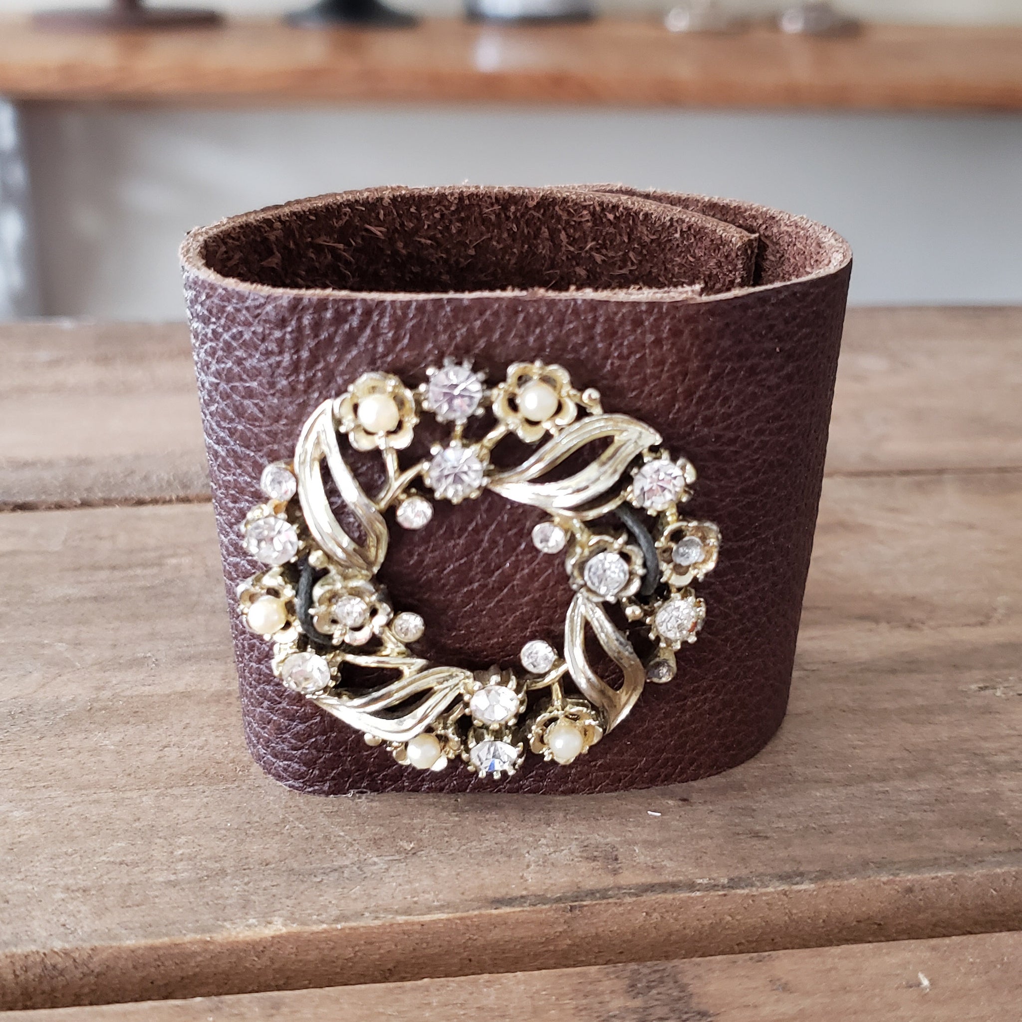 2.5" wide brown leather cuff vintage gold color rhinestone brooch embellishment bracelet